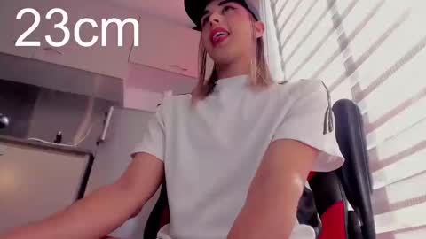 Snapshot of sara_hunter1 chatting on 25, 9, 2025 sara_hunter1 online show from 25, 9, 2025