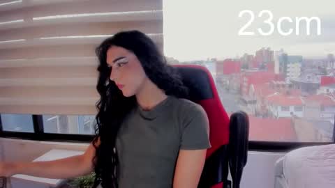 Snapshot of sara_hunter1 chatting on 8, 10, 2025 sara_hunter1 online show from 8, 10, 2025