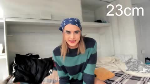 Snapshot of sara_hunter1 chatting on 18, 10, 2025 sara_hunter1 online show from 18, 10, 2025