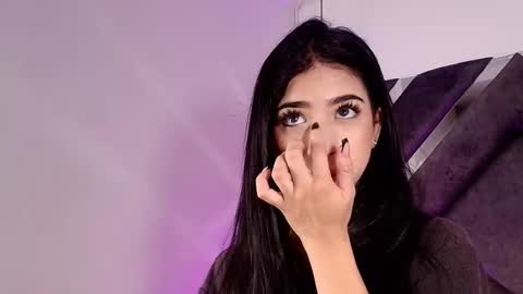 sara_lopee1 online show from 29, 9, 2025