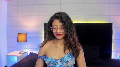 Snapshot of sara_mac_ chatting on 7, 10, 2025 Sara  online show from 7, 10, 2025