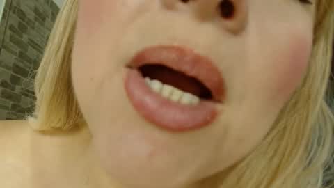 Snapshot of sara_naughtyw chatting on 11, 2, 2025 katiasupreme online show from 11, 2, 2025