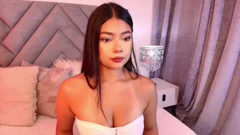 Snapshot of sara_owens7 chatting on 23, 3, 2026 sara_owens7 online show from 23, 3, 2026