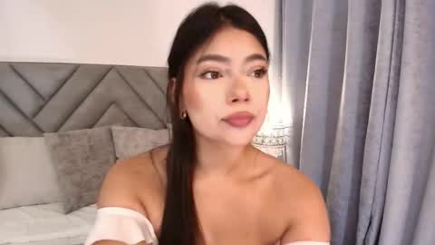 sara_owens7 online show from 9, 6, 2026