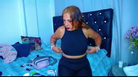 Snapshot of sara_parker__ chatting on 3, 10, 2025 Sara Parker online show from 3, 10, 2025