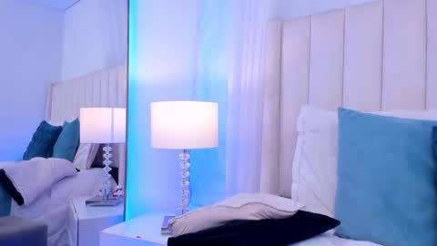 sara_sanders online show from 27, 9, 2025