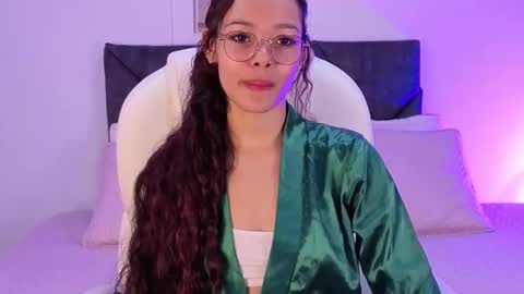 sara  online show from 23, 9, 2025