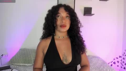Snapshot of sara_sophiee chatting on 19, 9, 2025 sara sofia online show from 19, 9, 2025
