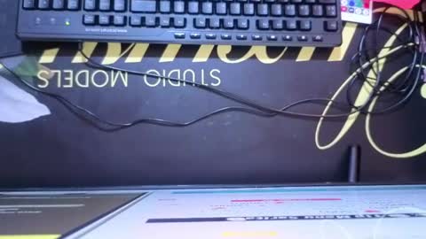 sara_valderrama_ online show from 25, 5, 2026