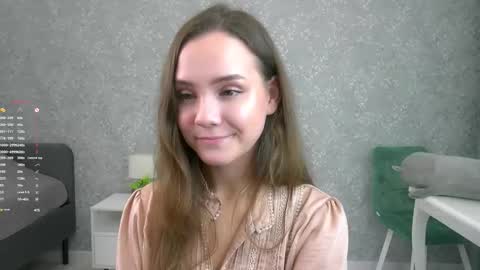 Snapshot of sara_whooops chatting on 13, 10, 2025 Im Sara online show from 13, 10, 2025