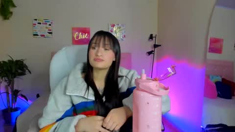 Sarah Ramirez online show from 18, 12, 2024