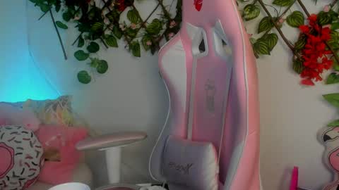 Sarah Ramirez online show from 24, 12, 2024