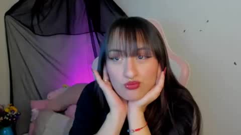 Sarah Ramirez online show from 6, 1, 2025