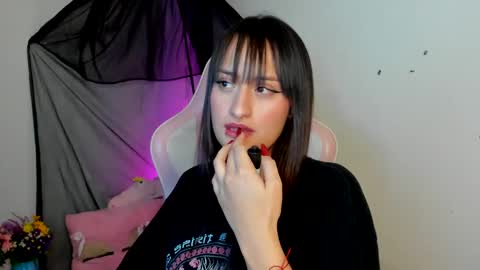 Sarah Ramirez online show from 6, 1, 2025
