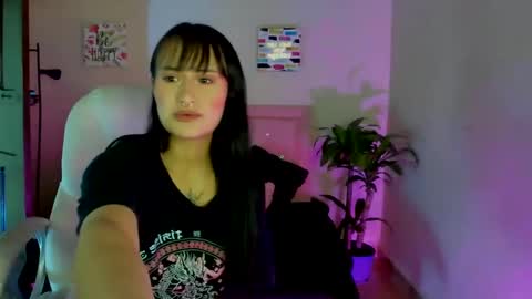 Sarah Ramirez online show from 8, 3, 2025