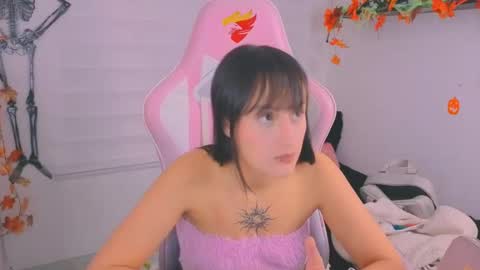 Sarah Ramirez online show from 26, 10, 2025