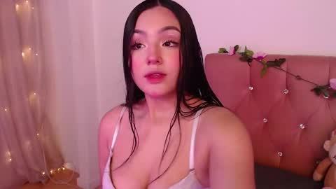 Snapshot of saraa_swett chatting on 27, 2, 2025 online show from 27, 2, 2025