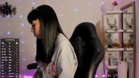 Snapshot of saraadesire chatting on 17, 12, 2024 Sara online show from 17, 12, 2024