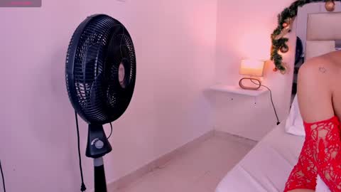 Sara And Stiven online show from 17, 12, 2024