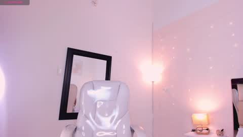 Sara And Stiven online show from 24, 1, 2025