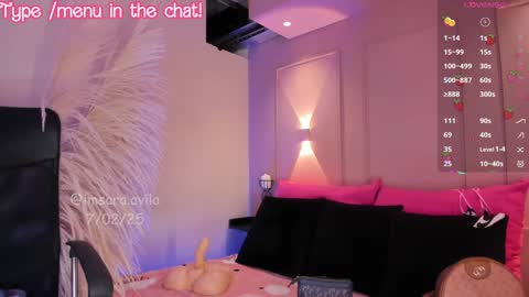 SaraAvila  online show from 8, 2, 2025