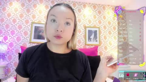 SaraAvila  online show from 10, 5, 2026