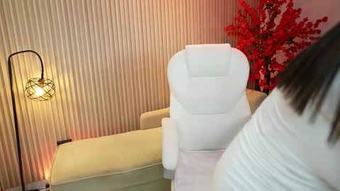 Sara Belmont online show from 11, 9, 2025