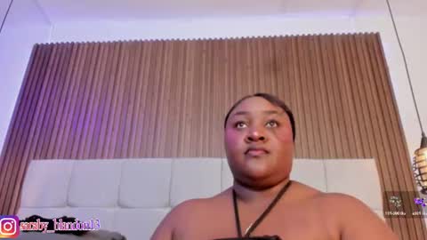 Snapshot of saraby_blandon chatting on 8, 7, 2026 online show from 8, 7, 2026