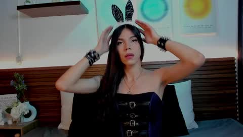 Snapshot of saracutie_ chatting on 6, 4, 2026 Sara online show from 6, 4, 2026