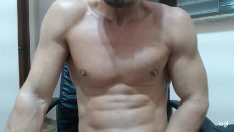 saradorj92 online show from 6, 2, 2025