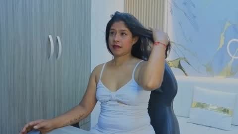 SaraFooxx online show from 11, 1, 2026