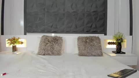 Snapshot of saragomez_1 chatting on 21, 11, 2025 Sara Gomez online show from 21, 11, 2025