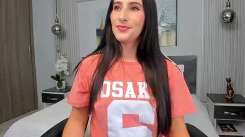  Sara Gomez  online show from 19, 5, 2026