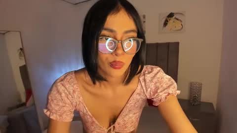 sarah__bigboobs online show from 15, 1, 2025