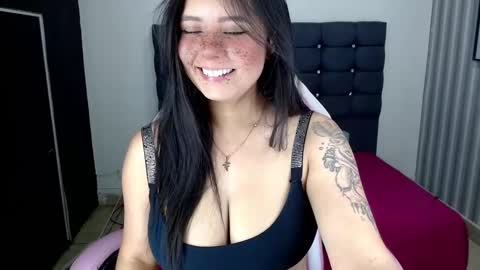 Snapshot of sarah__moon1 chatting on 11, 2, 2025 Sarah Moon online show from 11, 2, 2025