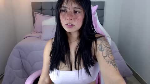 Snapshot of sarah__moon1 chatting on 12, 3, 2025 Sarah Moon online show from 12, 3, 2025