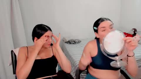 Snapshot of sarah_angelll chatting on 20, 12, 2024 sarah online show from 20, 12, 2024
