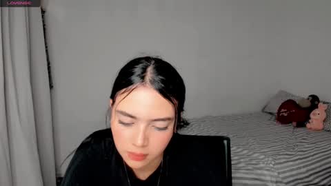 Snapshot of sarah_angelll chatting on 22, 12, 2024 sarah online show from 22, 12, 2024