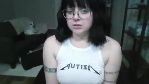 Sarah online show from 1, 1, 2025