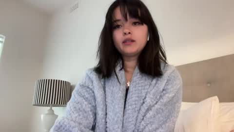 Sarah Heart Aus online show from 28, 12, 2024