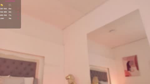 Snapshot of sarah_hiill chatting on 13, 12, 2024 online show from 13, 12, 2024