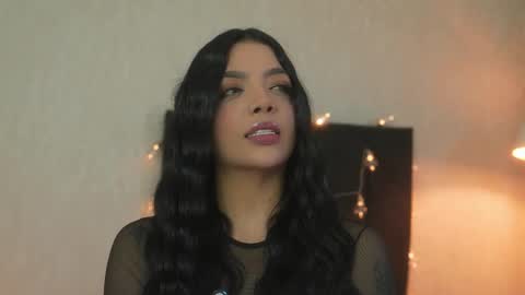 Snapshot of sarah_hiill chatting on 15, 4, 2026 online show from 15, 4, 2026