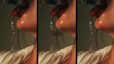 Snapshot of sarah_hiill chatting on 12, 5, 2026 online show from 12, 5, 2026