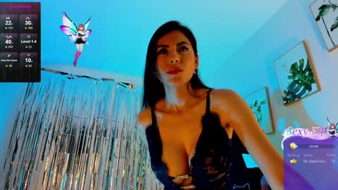 Snapshot of sarah_perez1 chatting on 30, 1, 2025 INSTAGRAM...sarah22 p online show from 30, 1, 2025