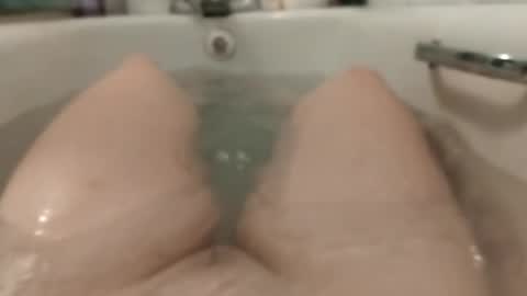 Snapshot of sarah_sean chatting on 1, 3, 2026 Sarahs room online show from 1, 3, 2026