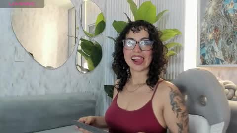 Sarah online show from 29, 3, 2026