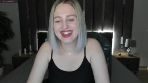 Sarah online show from 8, 12, 2024