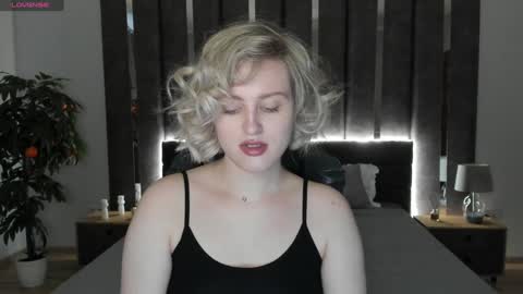 Sarah online show from 16, 12, 2024