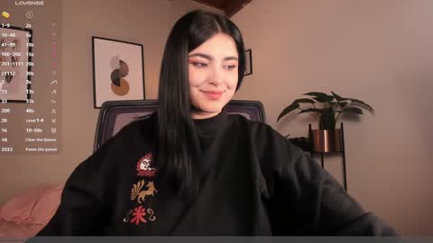   online show from 6, 12, 2024