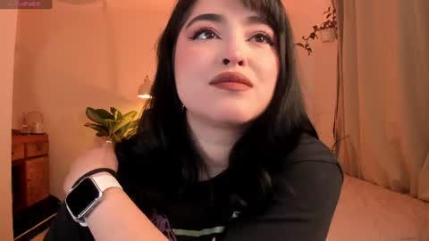 Snapshot of sarah_volkov chatting on 19, 6, 2026 online show from 19, 6, 2026